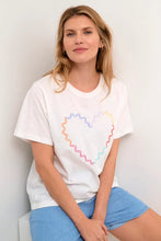 Load image into Gallery viewer, CULTURE CUAMORA HEART T SHIRT WHITE
