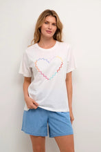 Load image into Gallery viewer, CULTURE CUAMORA HEART T SHIRT WHITE

