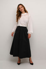 Load image into Gallery viewer, CULTURE CUANTOINETT SKIRT BLACK
