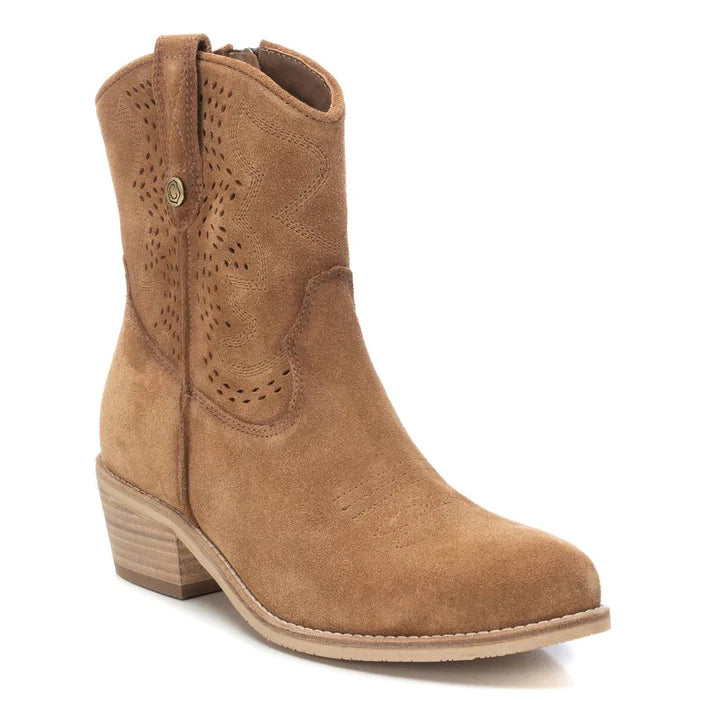 Carmela 161370 Cowboy Boot Taupe