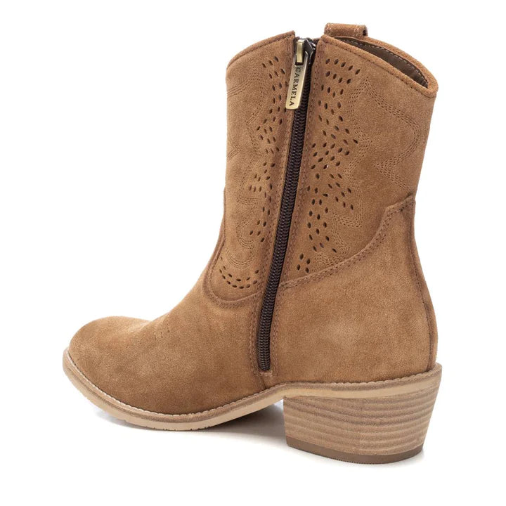 Carmela 161370 Cowboy Boot Taupe