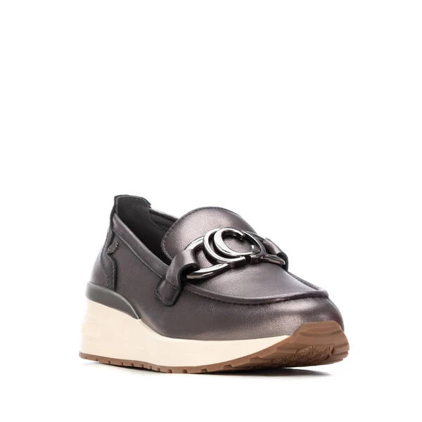 Carmela 1625202 silver loafer