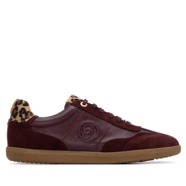 Carmela 16264002 burgundy pumps