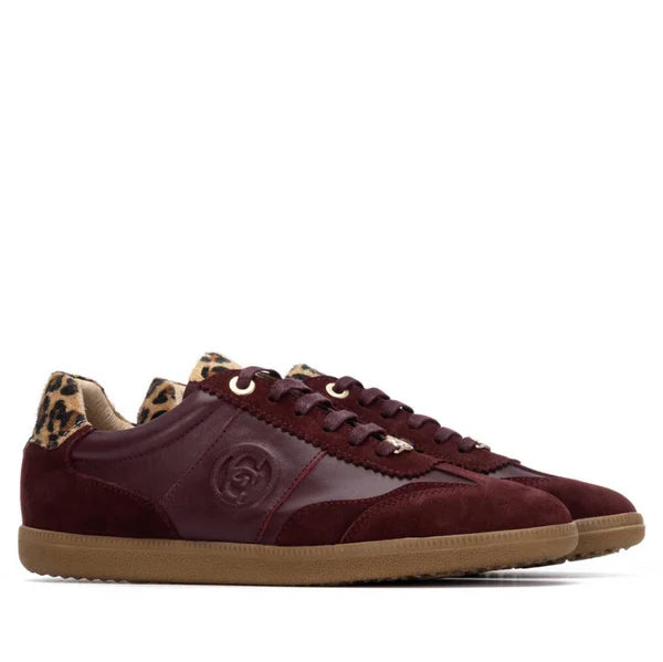Carmela 16264002 burgundy pumps