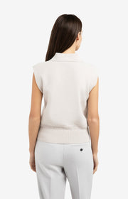 Yaya 01-000572 sleeveless sweater collar