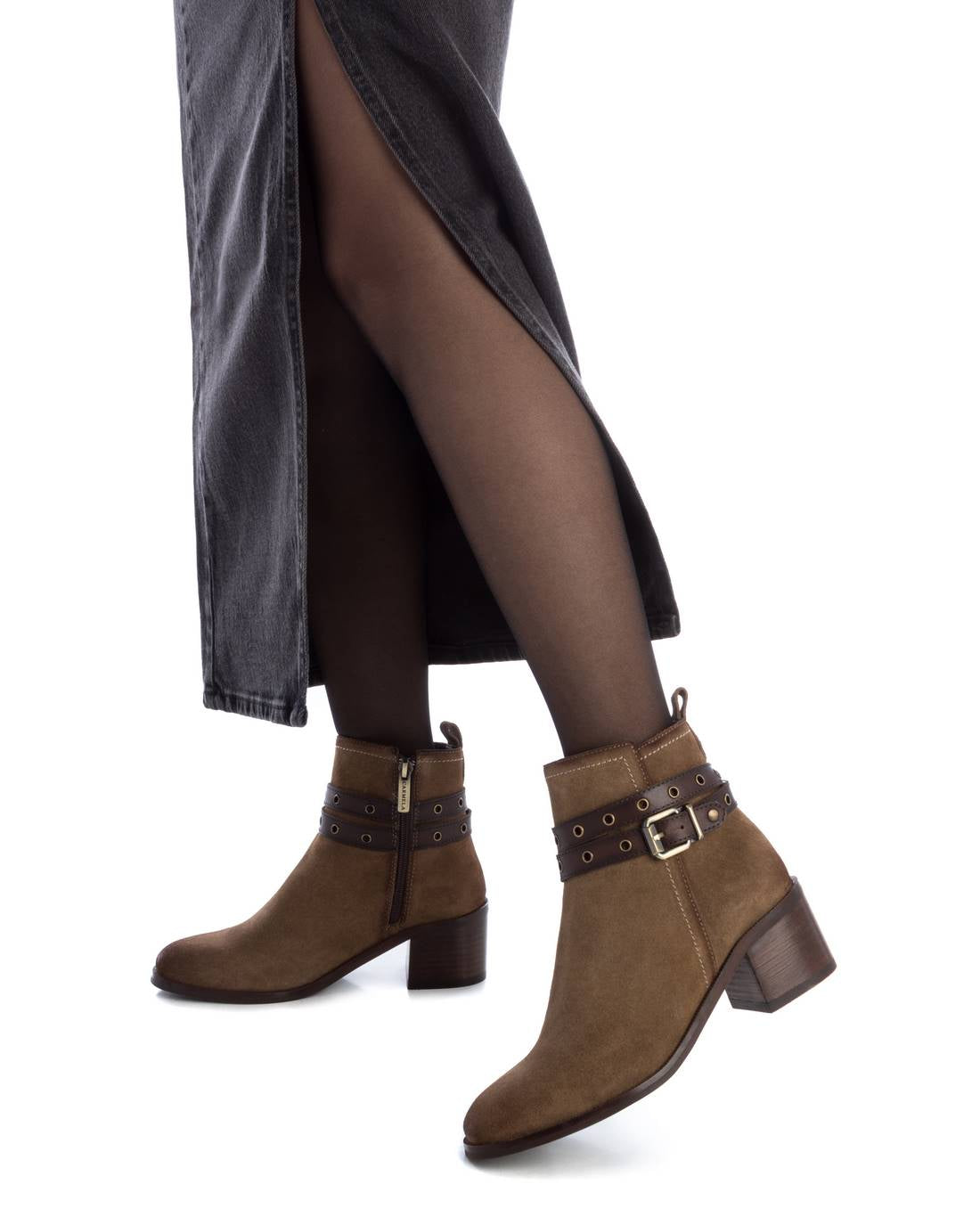 Carmela 1617402 Taupe Boots