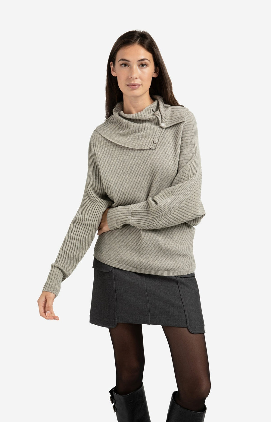 Yaya 01-000506 batwing sweater with collar