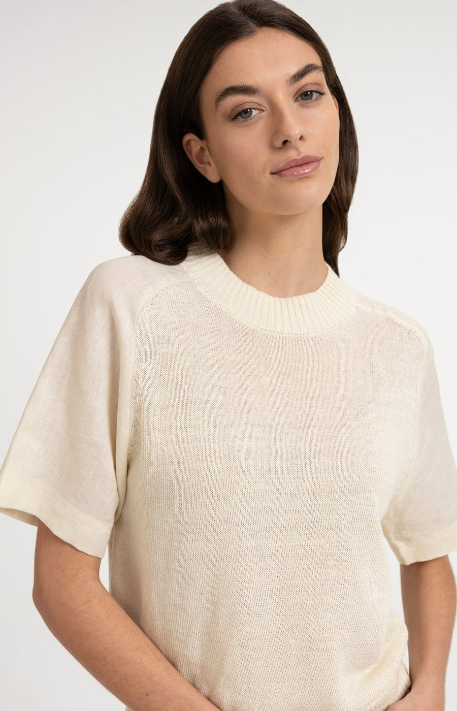 Yaya 01-000605 Knitted top with short sleeves beige