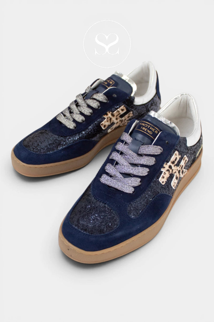 Another Trend A034.87 Baby silk navy & animal