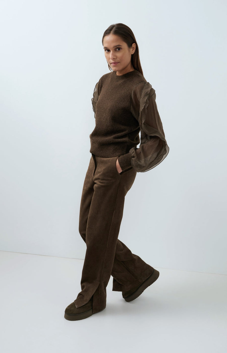 Yaya 01-000638 knitted sweater with woven sleeves