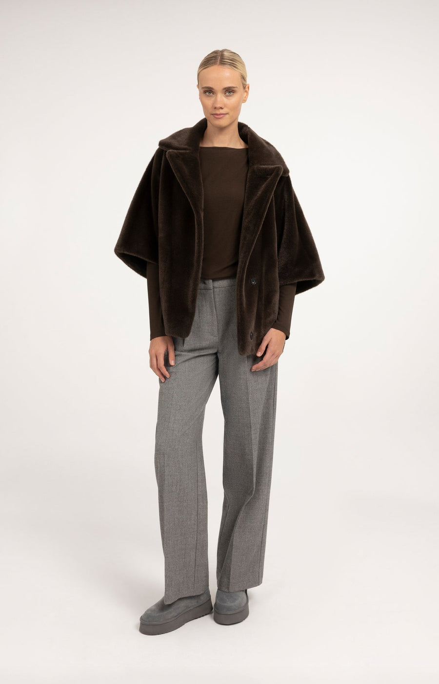 Yaya 01-301291 soft woven trousers grey