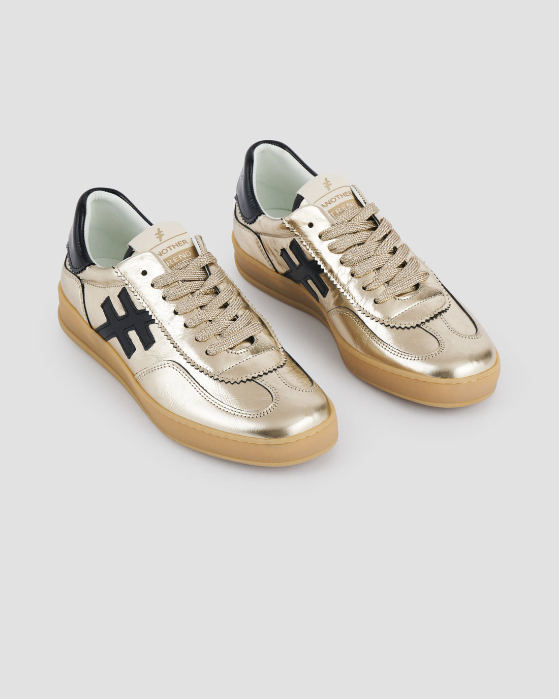 Another Trend A02584 Platino gold and black