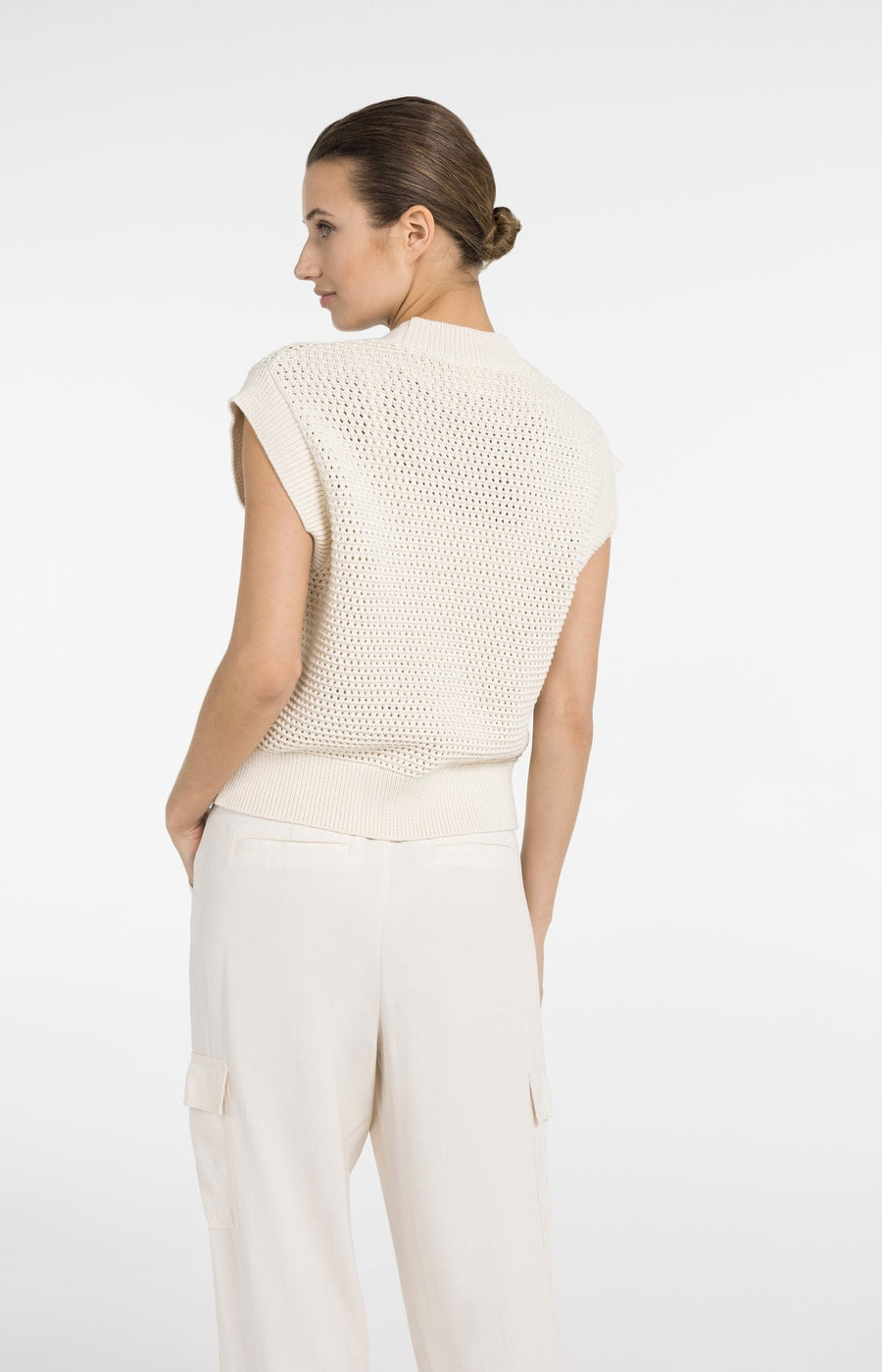 Yaya 01-010154 sleeveless mesh knit cardi cream