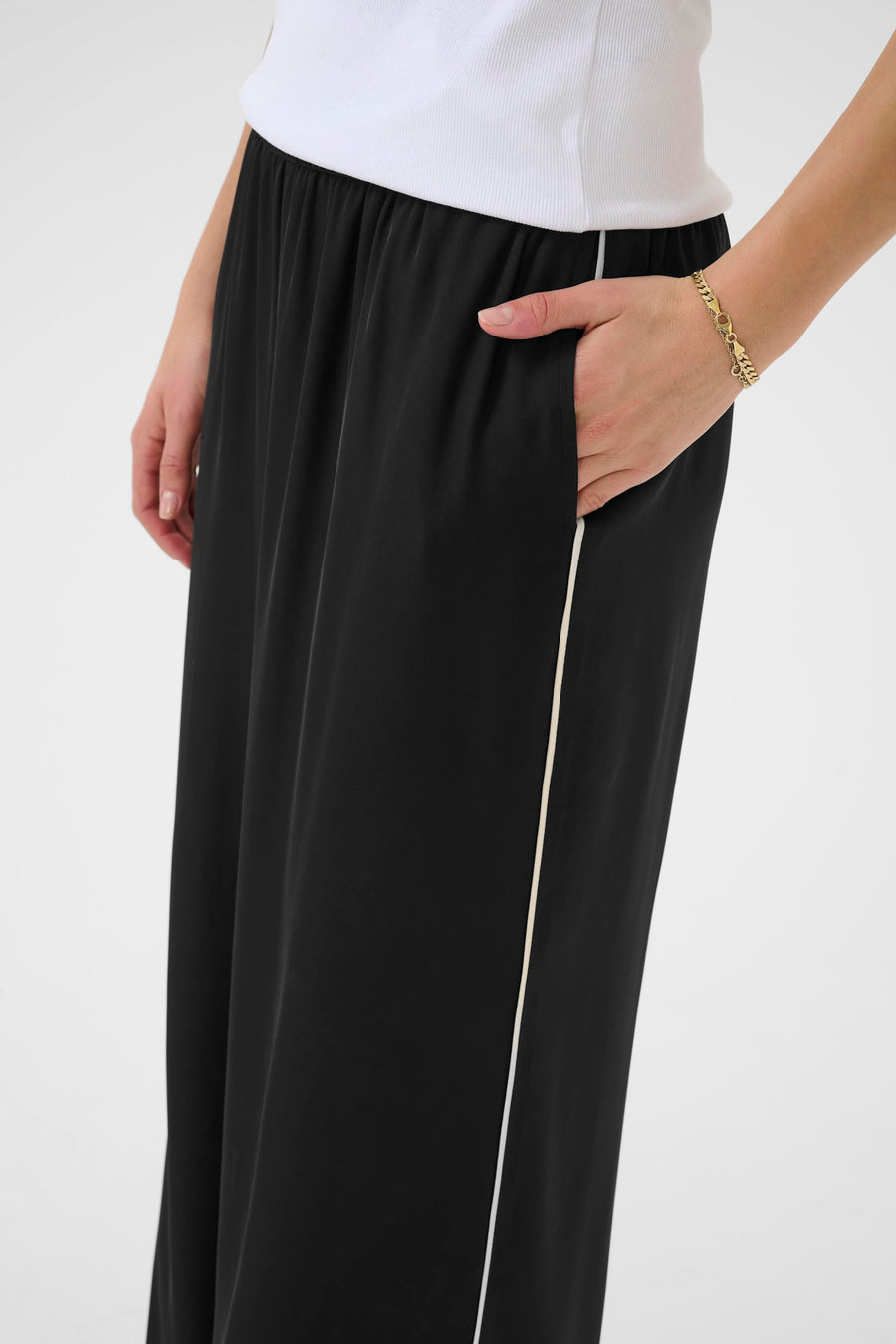 Kaffe KAtessa pants black