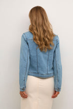 Load image into Gallery viewer, KAFFE KAVICKY JEANS JACKET LIGHT WASH
