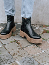 Load image into Gallery viewer, MJUS P72236 NERO MUSTARD BOOT
