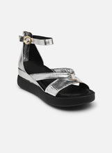 Load image into Gallery viewer, MJUS T18018 SILVER SANDAL
