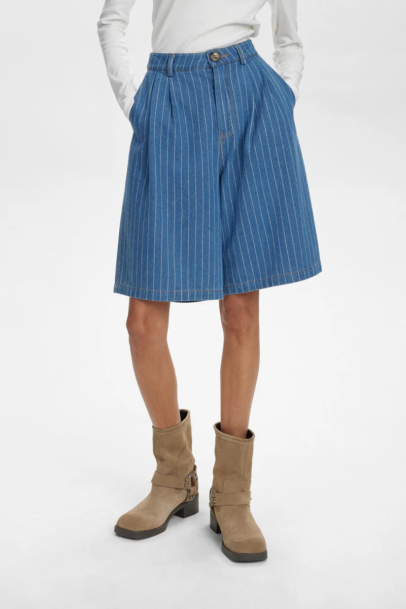 Numph Nulucie Shorts dark denim