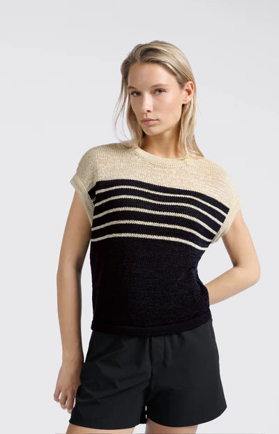 Yaya 01-000470-505 sleeveless knitted top