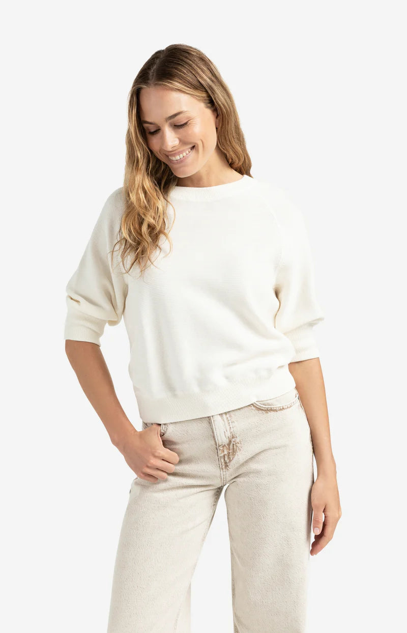 Yaya 01-000482-507 Raglan sewater with subtle balloon
