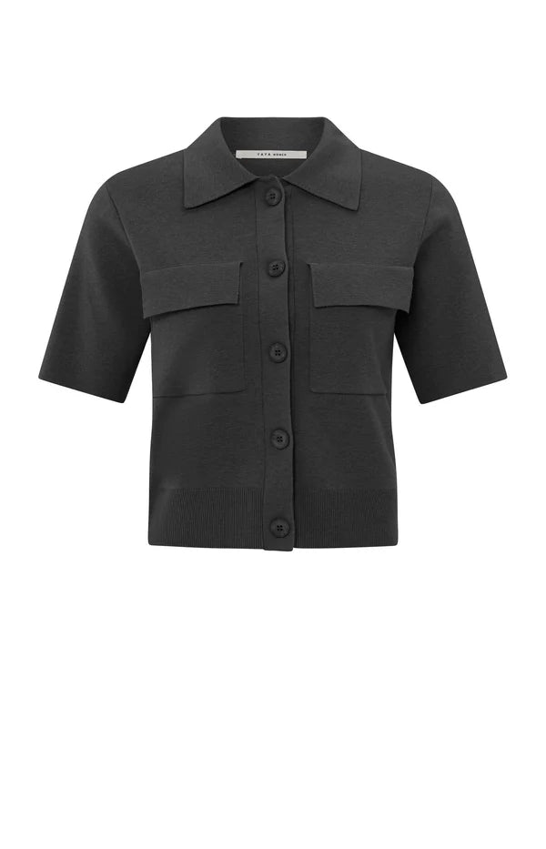 Yaya 01-010101-503 Short sleeve cardigan with chest pockets