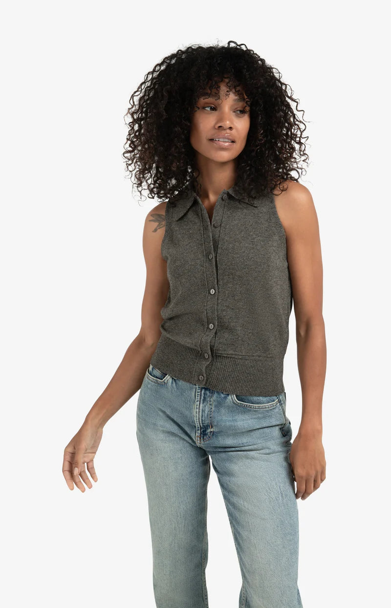 Yaya 01-010133-510 sleeveless cardi with collar grey