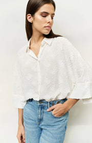 Yaya 01-201165-507 cropped airy blouse with woven detail