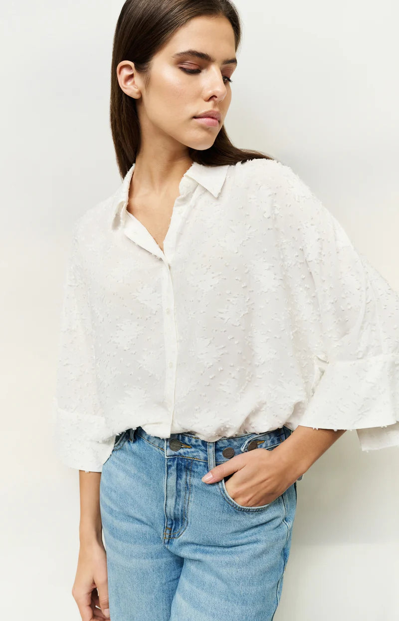 Yaya 01-201165-507 cropped airy blouse with woven detail