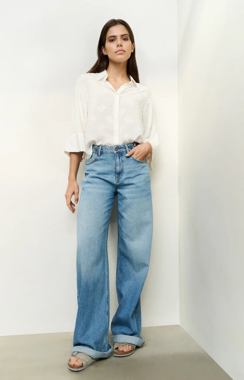 Yaya 01-201165-507 cropped airy blouse with woven detail