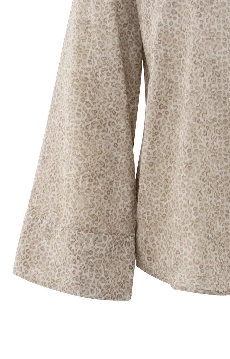 Yaya 01-201166-507 Leopard print blouse with back button detail