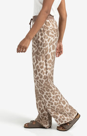 Yaya 01-301207-507 Airy leopard print trousers