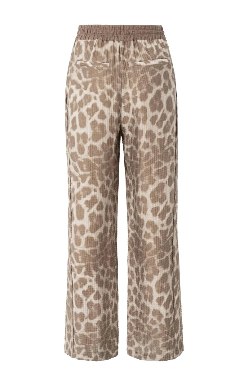 Yaya 01-301207-507 Airy leopard print trousers