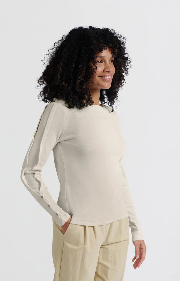 Yaya 01-709265-503 Long sleeve ribbed top with buttons