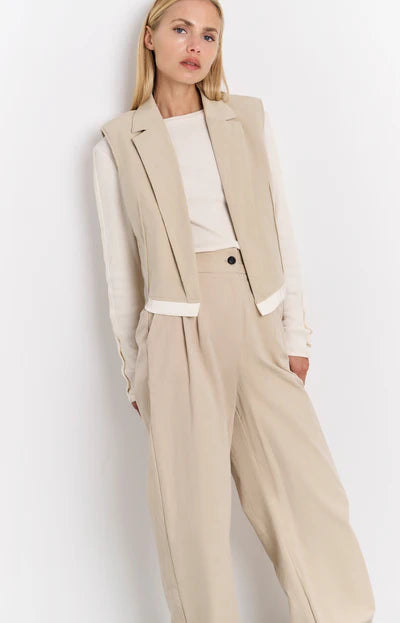 Yaya 01-709265-503 Long sleeve ribbed top with buttons